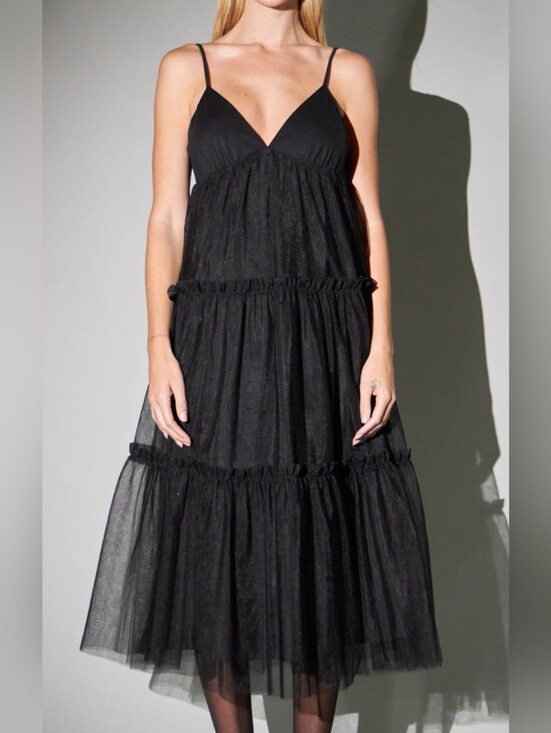 English Factory Dresses & Skirts - English Factory Tulle Contrast Midi Dress Sz M